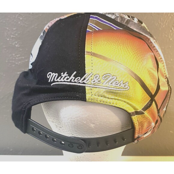 Mitchell & Ness Los Angeles Lakers Game Day Pattern Snapback NBA FINALS 2000 - Picture 3 of 7